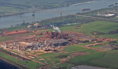 Louisiana’s “Cancer Alley” is home to more than 200 petrochemical plants, refineries, and other industrial facilities. Photo: Julie Dermansky/LEAN
